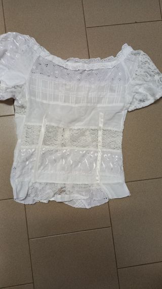 Blusa bianca pizzo stile corsetto