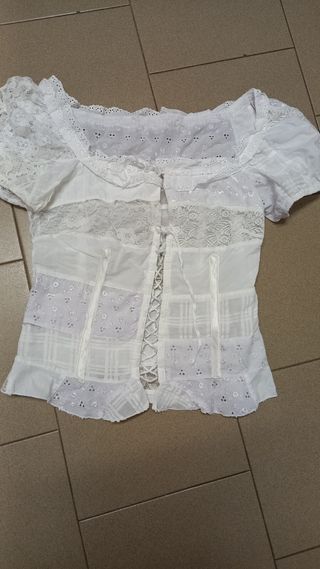 Blusa bianca pizzo stile corsetto