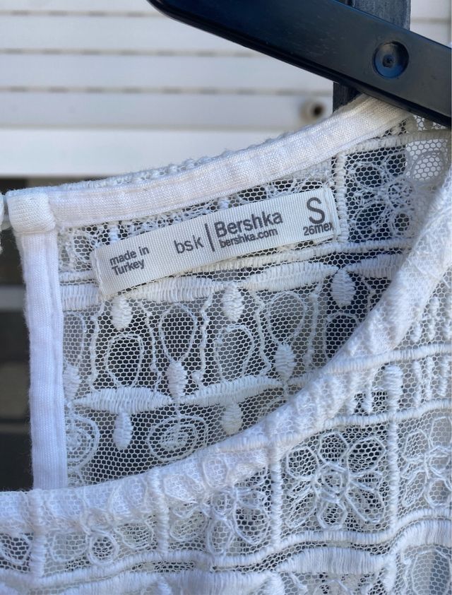 Camiseta Bershka blanca 