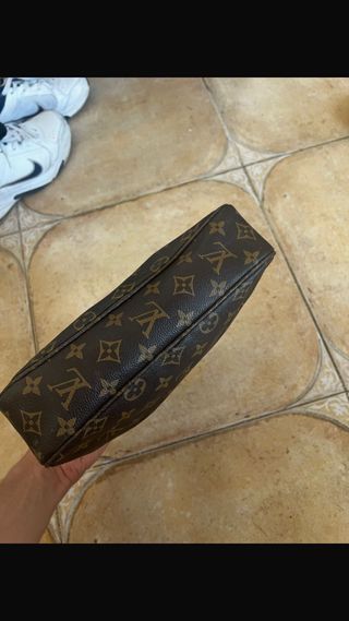 Bolsito Louis Vuitton Marrón original