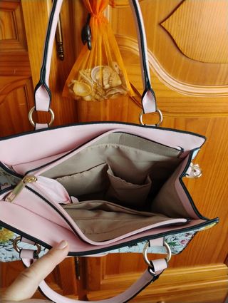 Bolso bandolera gris claro