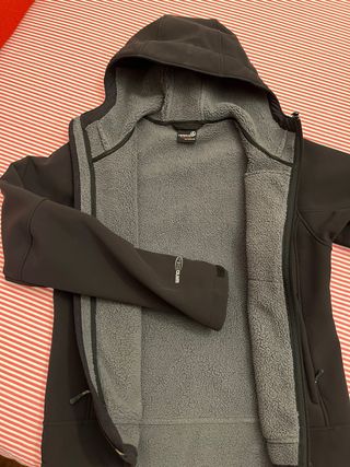 Chaquetón Ternua softshell negro