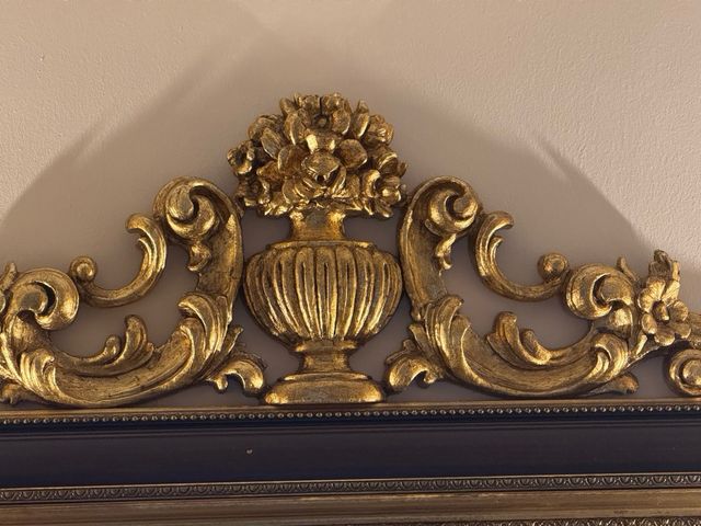 Corniza espejo tallada en pan de oro