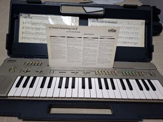 Yamaha Piano Electrónico Portátil
