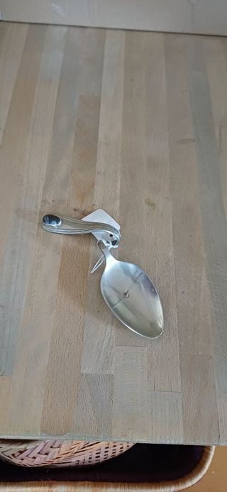 Cuchara palmatoria con piedra - plata