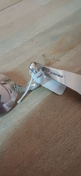 Cuchara palmatoria con piedra - plata