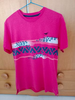 Camiseta Hollister roja talla M