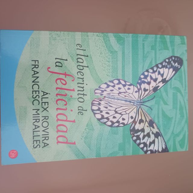 El laberinto de la felicidad / The Labyrinth of...