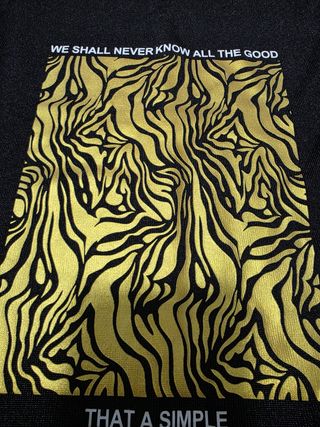 2 Camisetas una marca INSIDE y la otra sfera básic