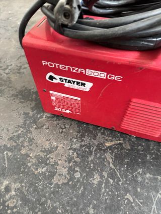 Soldadora Stayer Potenza 200 Ge + máscara