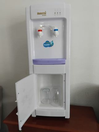 Dispensador Agua Fría/Caliente