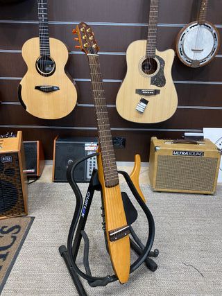 Chitarra Yamaha SLG110S