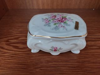 Caja joyero Ordoñez - Blanca y dorada