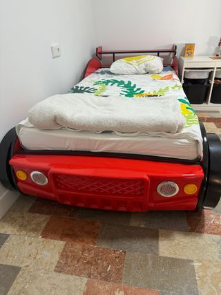 Cama coche niño