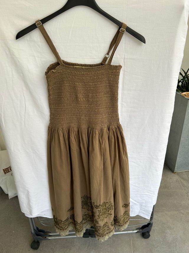 Vestito estivo marrone