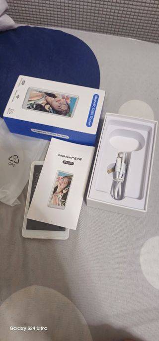 Mini proyector magnético blanco