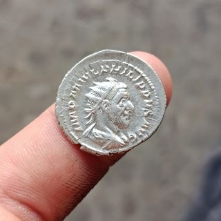 ANTONINIANO Filipo el Árabe Virtus Avgg