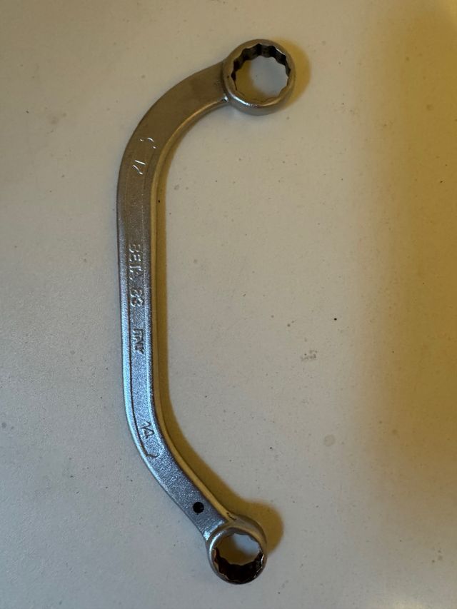 Chiave poligonale curva