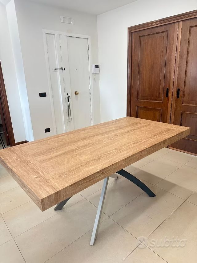 Tavolo allungabile legno metallo