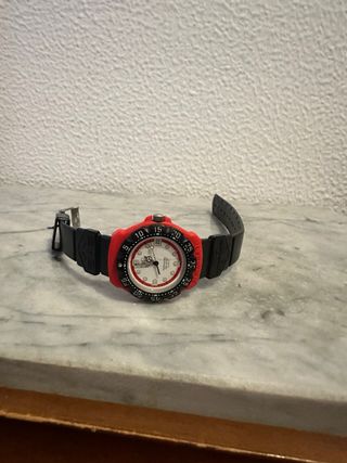 Reloj Tag Heuer Jr. rojo