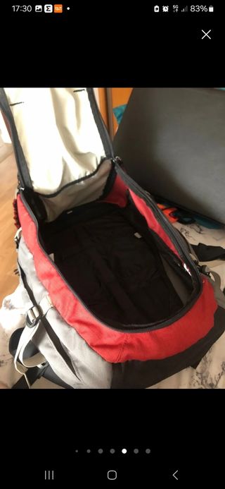 Mochila Quechua montaña gris-roja