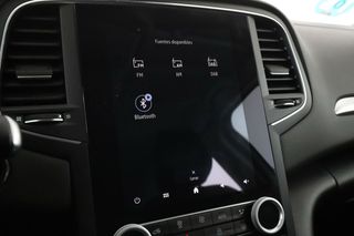 Renault Megane 1.6 E-Tech Hybrid Zen PHEV