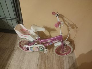 Bicicleta princesas Disney niña. 