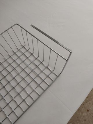 Estantería metálica colgante plata