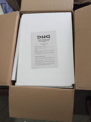 Nevera Eléctrica DHG NE-992 24L a 12V y 220V 240V