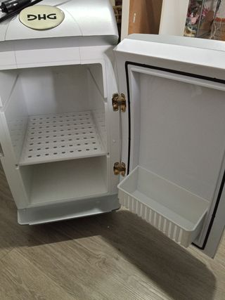 Nevera Eléctrica DHG NE-992 24L a 12V y 220V 240V