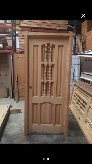 Puertas madera maciza