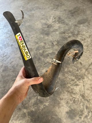 Cubre carter carbono Husqvarna bufanda