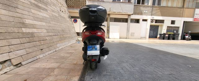 KYMCO Super Dink 350 - Roja