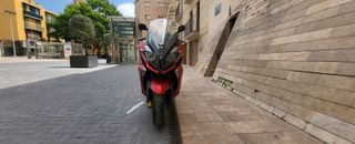 KYMCO Super Dink 350 - Roja