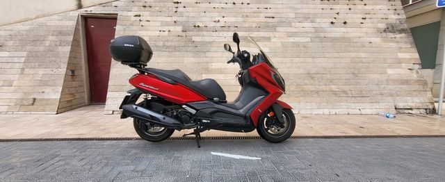 KYMCO Super Dink 350 - Roja