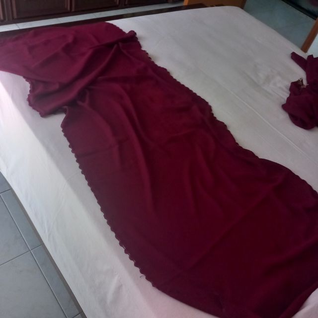 Abito pakistano bordeaux ricamato