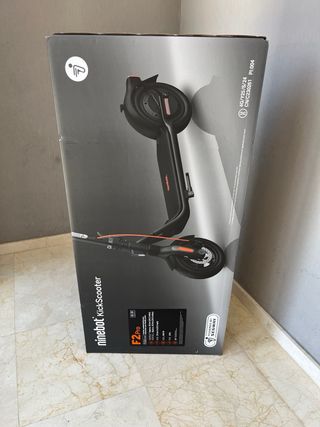 Ninebot F2 Pro: Patín Eléctrico + Casco de regalo