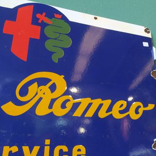 ANTIGUO CARTEL ESMALTADO "ALFA ROMEO"