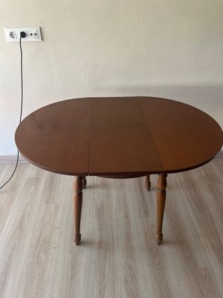 Mesa camilla redonda de madera