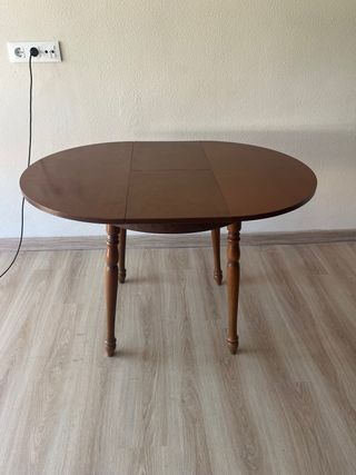 Mesa camilla redonda de madera