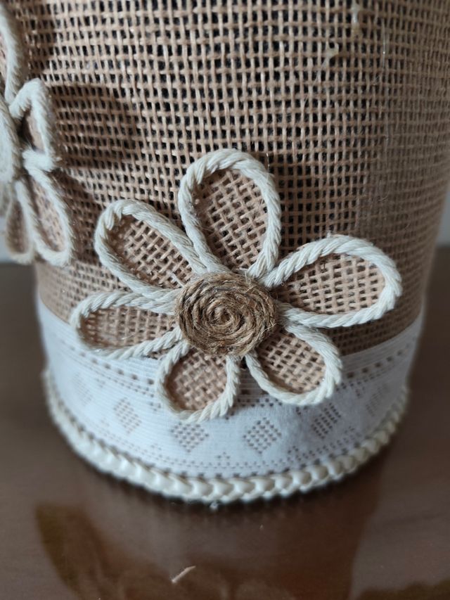 Cubremaceta yute o lapicero o brochas maquillaje