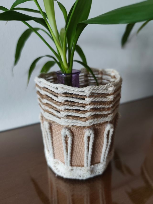 Cubremaceta yute o lapicero o brochas maquillaje