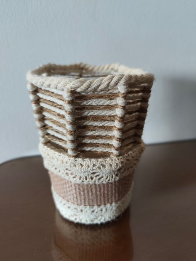 Cubremaceta yute o lapicero o brochas maquillaje