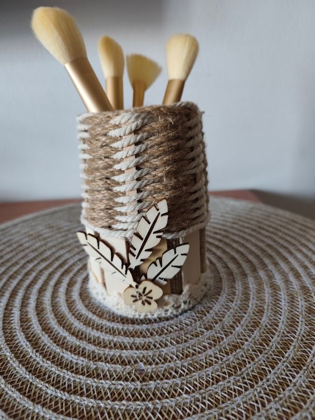 Cubremaceta yute o lapicero o brochas maquillaje