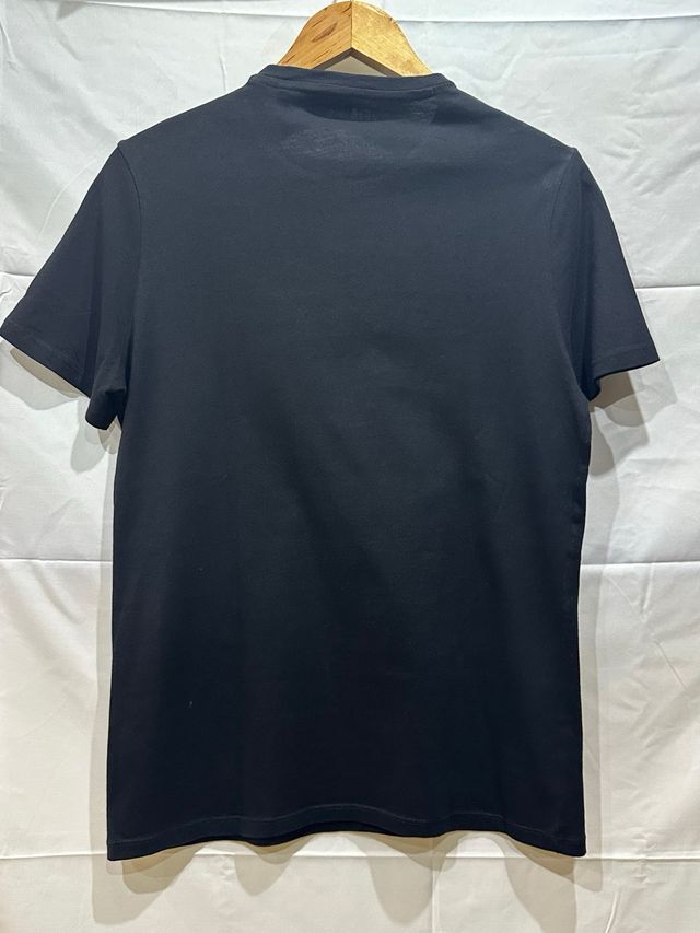 Camiseta GUESS negra talla XS