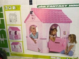 Casita infantil rosa - Jugar