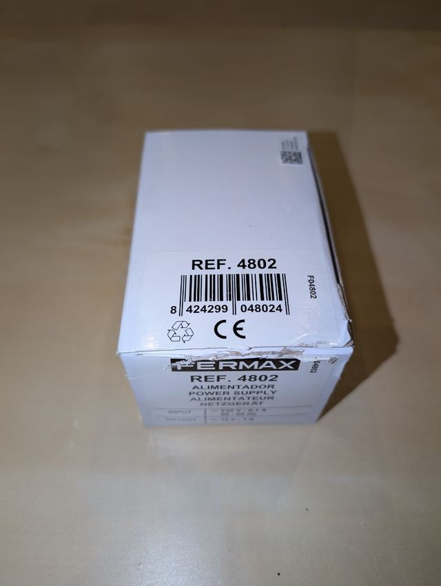 Alimentador Fermax 4802: Nuevo sin usar.