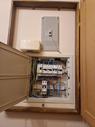 ELECTRICISTA AUTORIZADO EN MADRID 