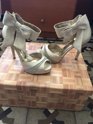 Zapatos fiesta beige/dorado 37-38