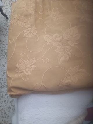 Cortinas beige de tela
